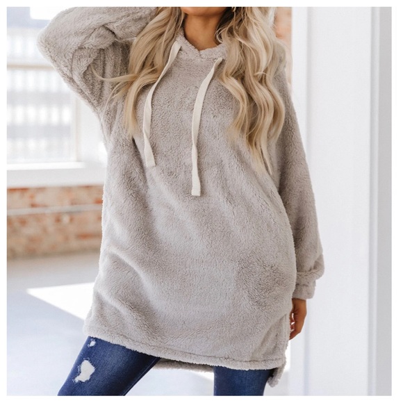 #17 ✨RESTOCKED✨Boho Comfy and Cozy Fuzzy Pull over hooded sweater with pockets - Picture 2 of 2